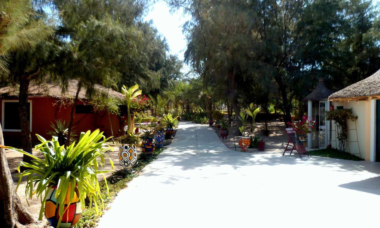 Diamarek Hotel Sur La Plage Saint-Louis Bagian luar foto