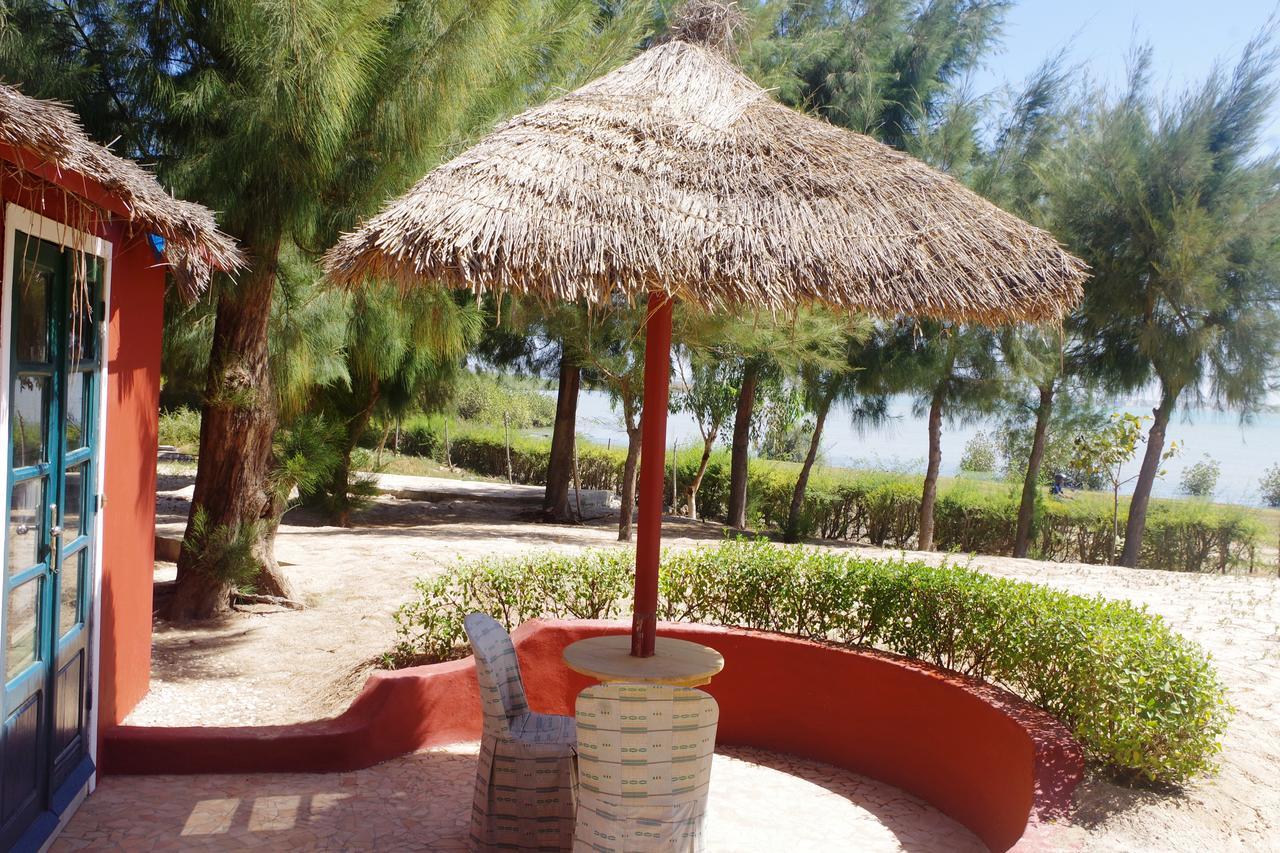 Diamarek Hotel Sur La Plage Saint-Louis Bagian luar foto
