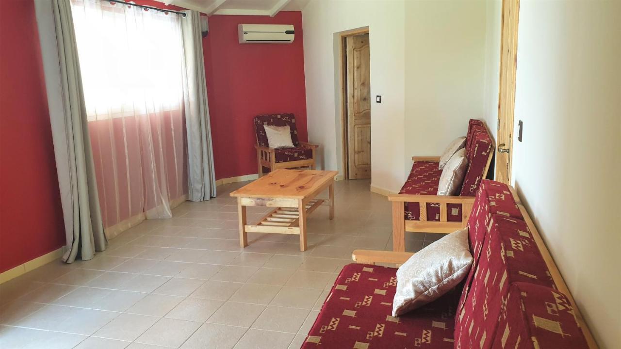 Diamarek Hotel Sur La Plage Saint-Louis Bagian luar foto