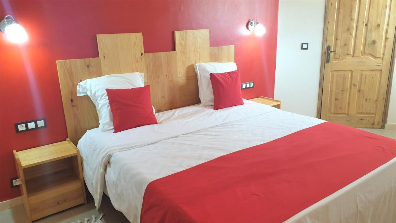 Diamarek Hotel Sur La Plage Saint-Louis Bagian luar foto